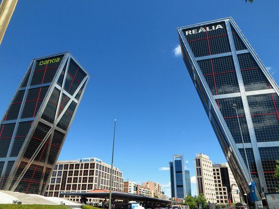 Wolkenkrabbers Torres Kio